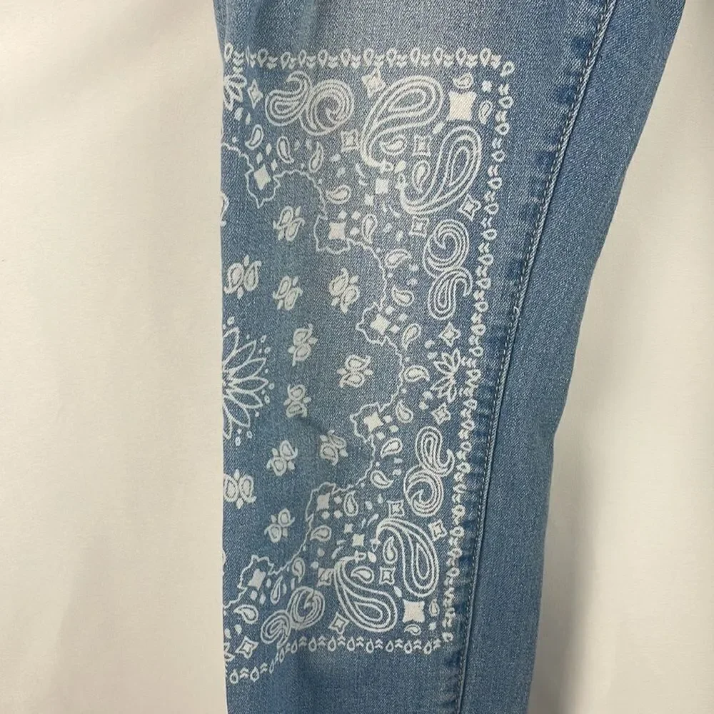 Distressed Print Jeans  - Picture 2 of 10